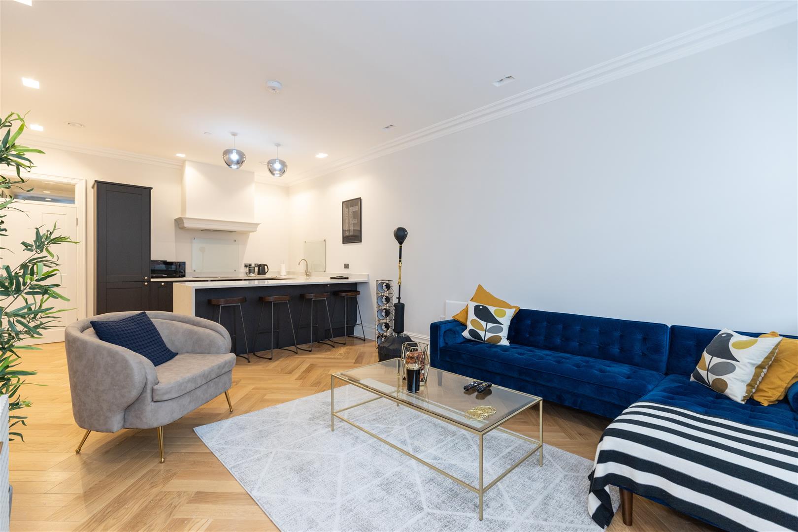 Apartment 6, The Bank, 97-100 Bute Street, Cardiff Bay, CF10 5AS